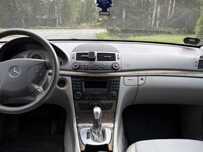 Mercedes-Benz E