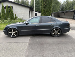 Mercedes-Benz E