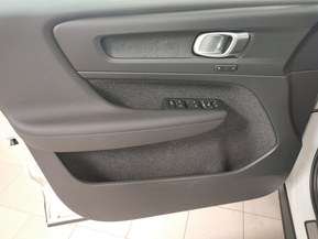 Volvo EX40