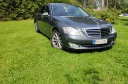 Mercedes-Benz S