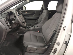 Volvo EX40