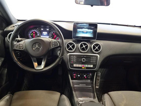 Mercedes-Benz A