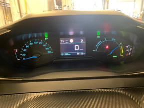 Peugeot e-2008
