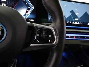 BMW i5 M60