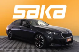 BMW i5 M60