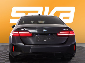 BMW i5 M60