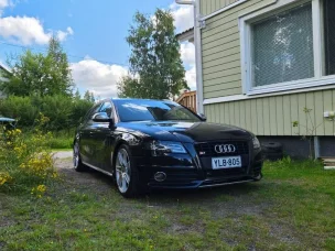 Audi S4