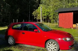 Nissan Almera