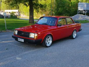 Volvo 242