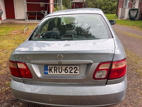 Nissan Almera