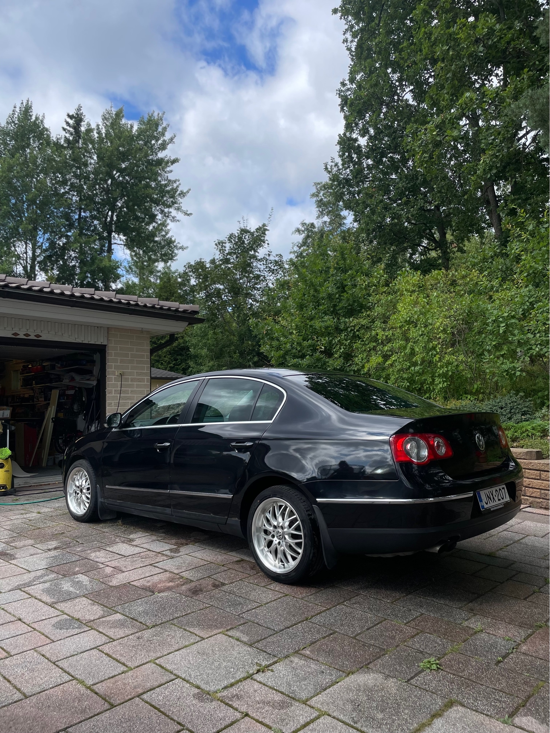 Volkswagen Passat 2008, photo 3/9