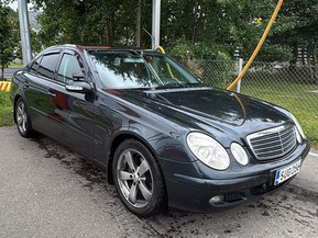 Mercedes-Benz E 200
