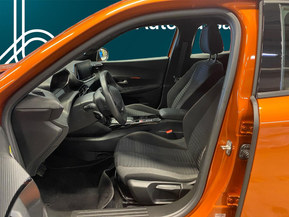 Peugeot e-2008