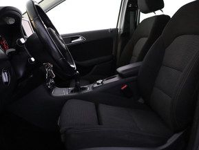 Mercedes-Benz B