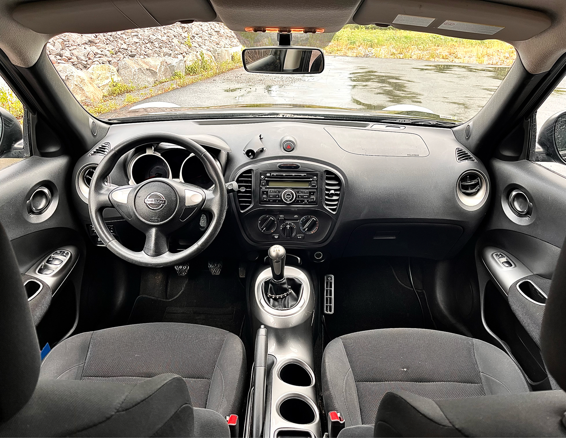 Nissan Juke 1,6L Visia 2WD 5MT IMS 2012, photo 5/12