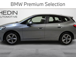 BMW 225