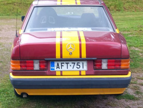 Mercedes-Benz 190