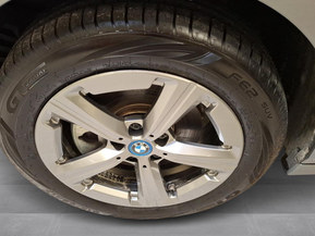 BMW 225