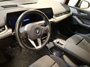 BMW 225