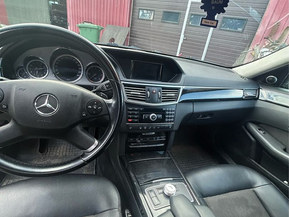 Mercedes-Benz E