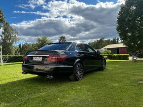 Mercedes-Benz E