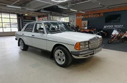 Mercedes-Benz 200