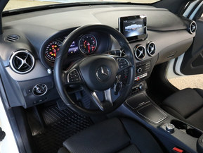 Mercedes-Benz B