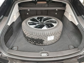 Volvo ES90