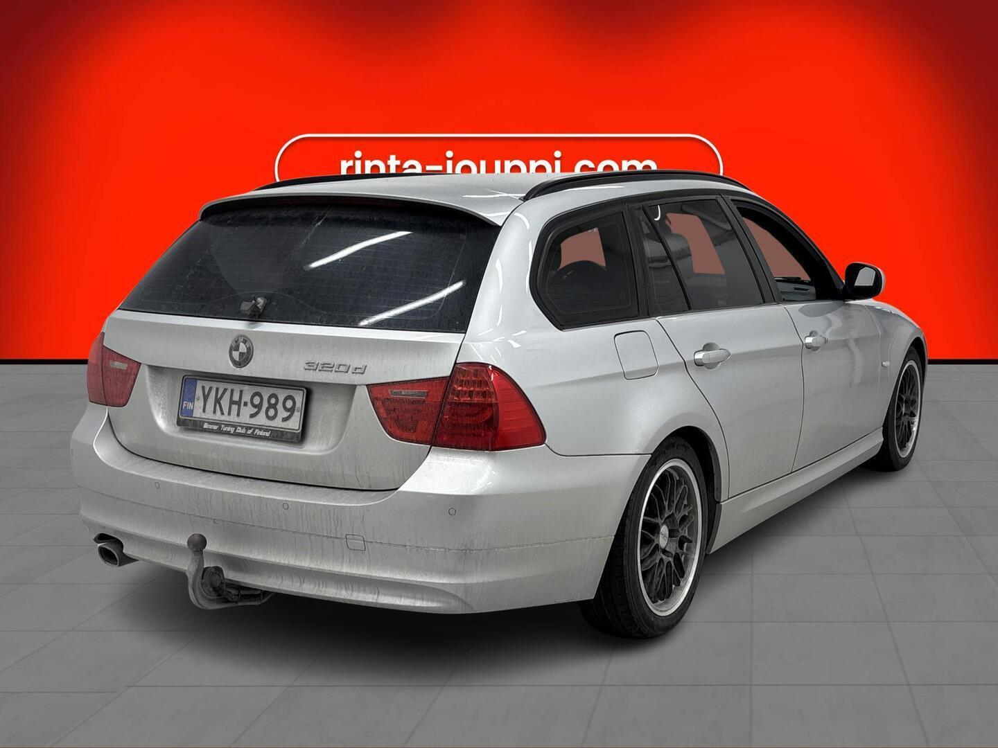 BMW 320 E91 Touring 2010, photo 6/10