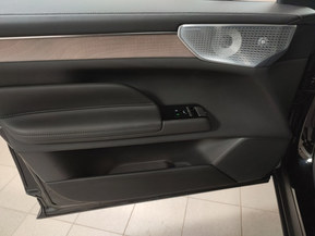 Volvo ES90
