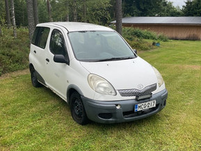 Toyota Yaris Verso