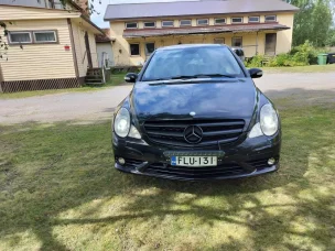 Mercedes-Benz R
