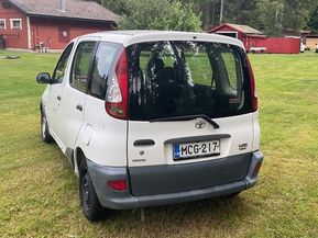 Toyota Yaris Verso