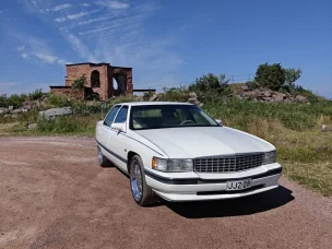 Cadillac De Ville