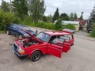 Volvo 240