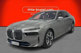 BMW i7
