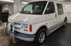 Chevrolet Chevy Van