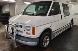 Chevrolet Chevy Van