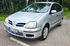 Nissan Almera Tino