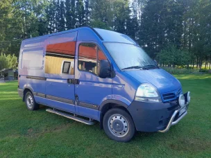 Nissan Interstar