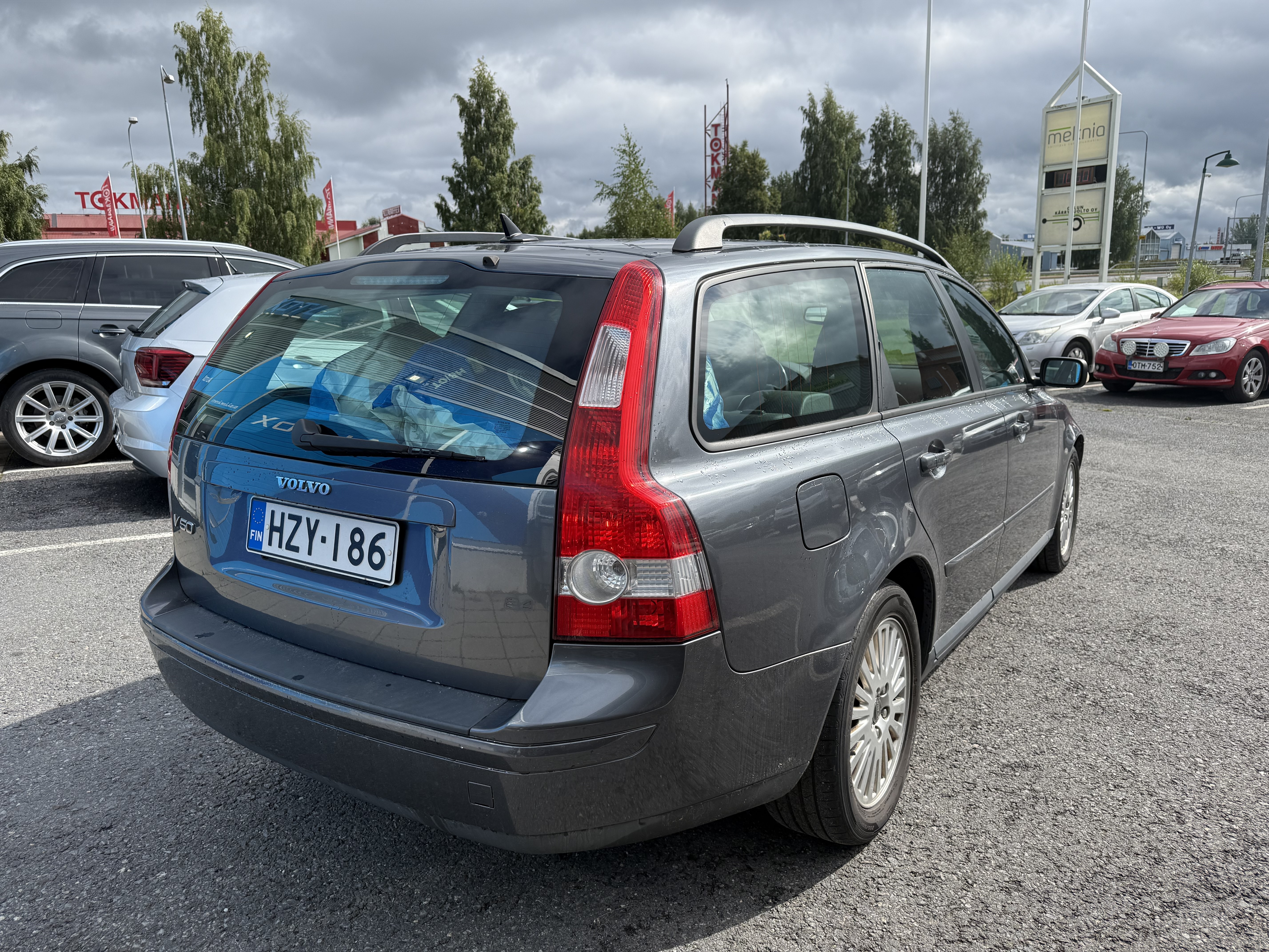 Volvo V50 2,4i aut Kinetic 2004, kuva 7/31