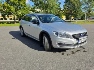 Volvo V60 Cross Country