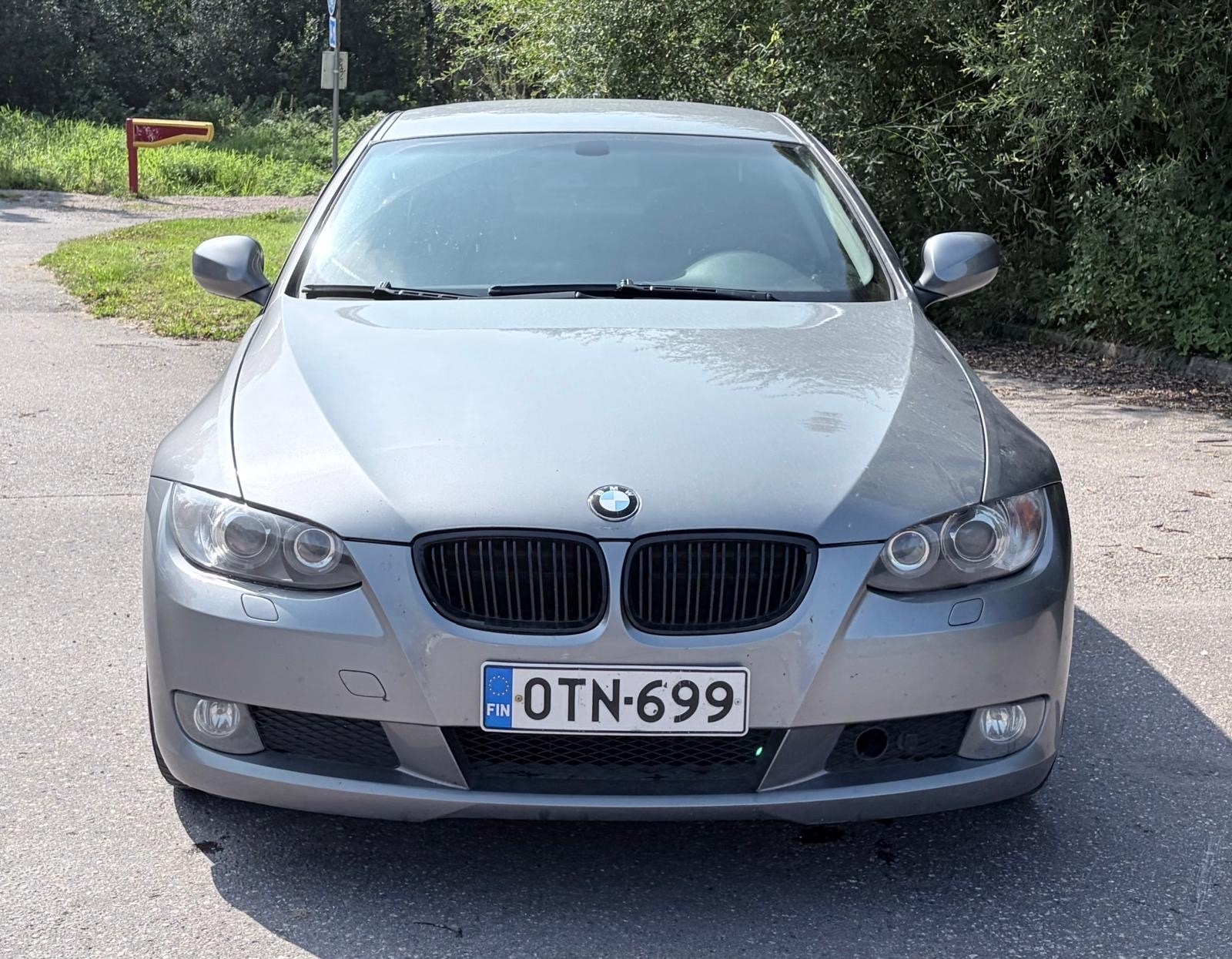 BMW 320 i 2008, kuva 2/21