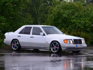 Mercedes-Benz 250