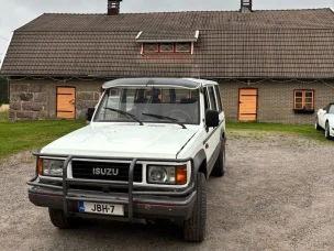 Isuzu Trooper