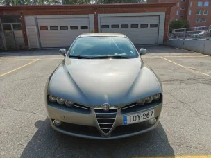 Alfa Romeo 159