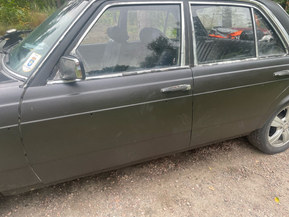 Mercedes-Benz 123
