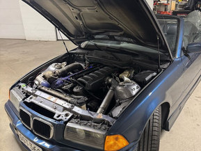 BMW 325