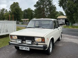 Lada 2105