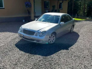 Mercedes-Benz 200
